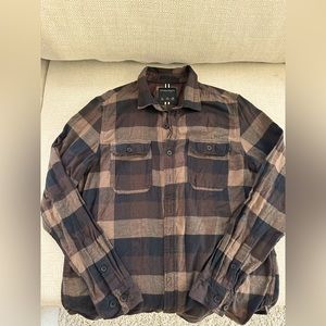 Men’s brown flannel shirt